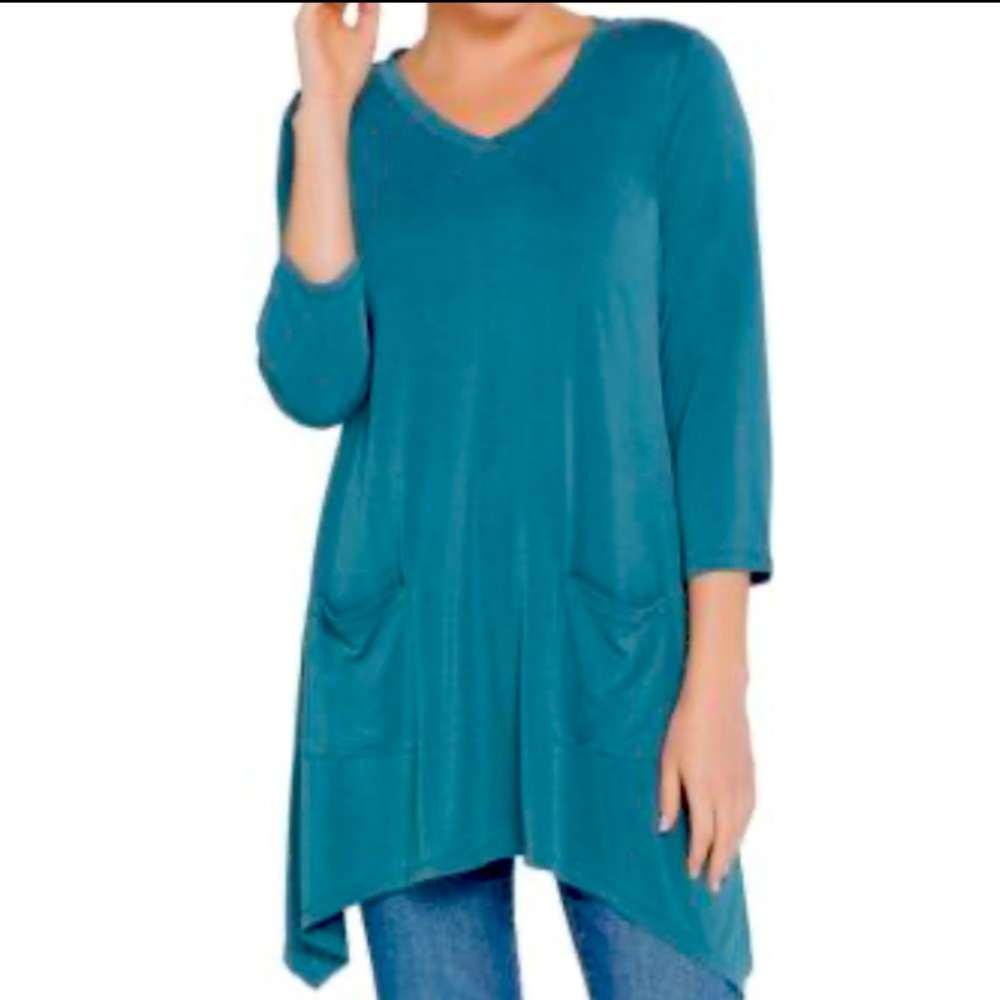 LOGO Lori Goldstein teal v-neck pockets shark bite tunic tee